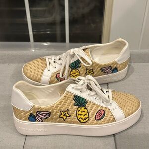 Michael Kors White and Tan Wicker Romey Embroidered Fruit Sneakers - size 9